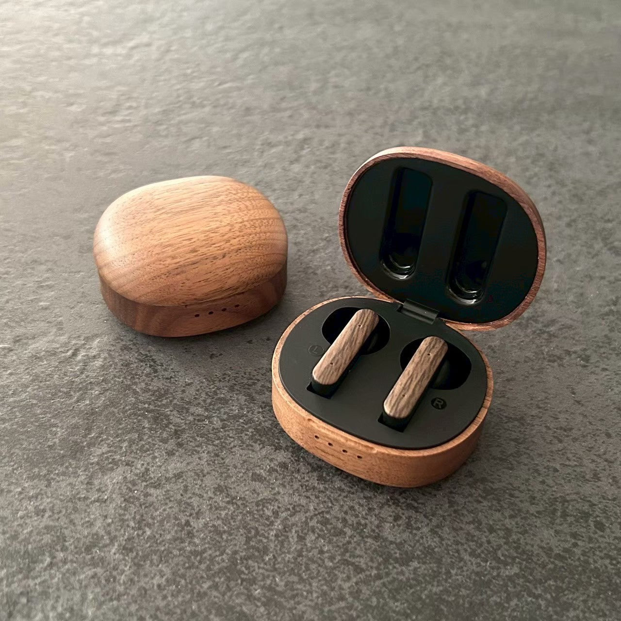 ＜完全受注生産＞天然木製ワイヤレスイヤホン『woodpods』